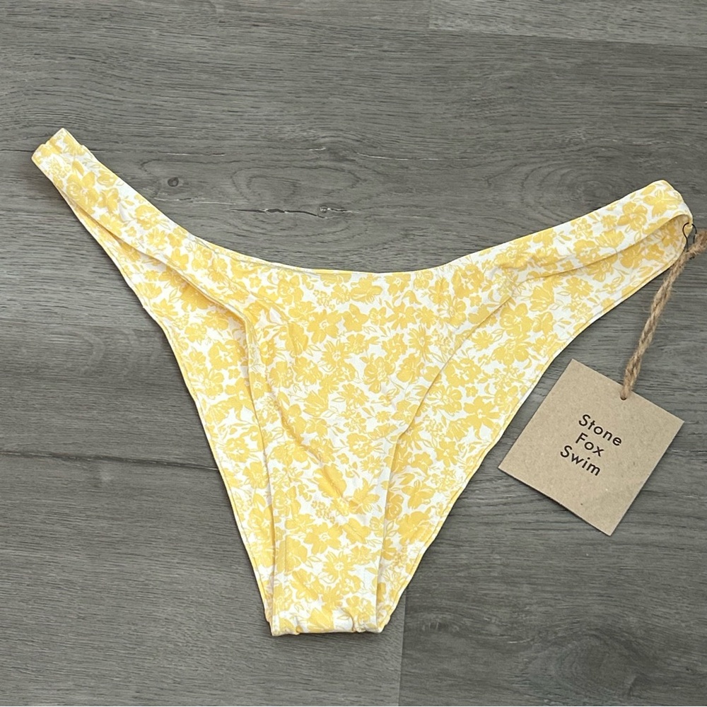 NWT Stone Fox Swim Floral Bikini Bottoms Swim Size XL Womens Yellow White